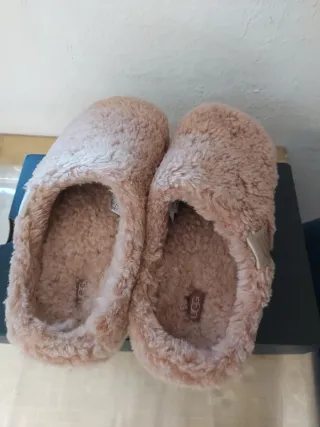 Pantofole fluff off UGG