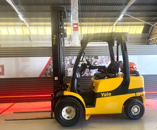 CARRETILLA ELEVADORA OCASION 2500 KG AÑO 2020