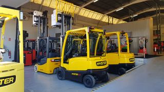 CARRETILLA ELEVADORA OCASION 2500 KG AÑO 2020