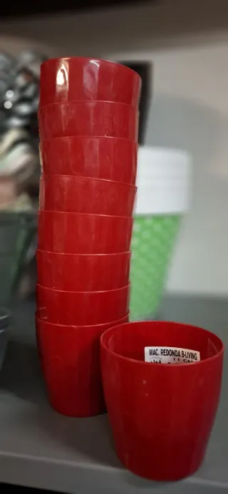 Lote 9 macetas rojas