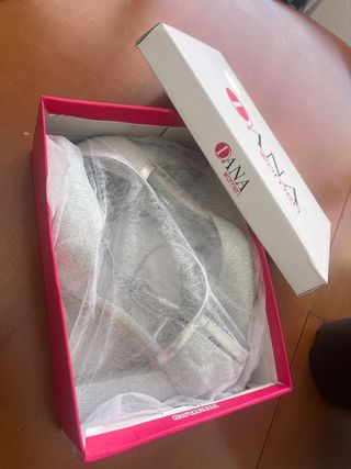 Zapatos de fiesta plateados tacón cuadrado