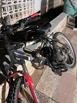 Bicimoto 80cc Negra y Roja