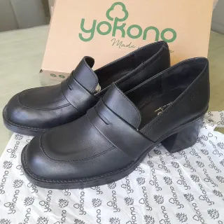 Mocasines Yokono tacón negros talla 39