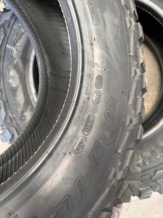 Neumático BFGoodrich Mud Terrain T/A KM3 245/70R17