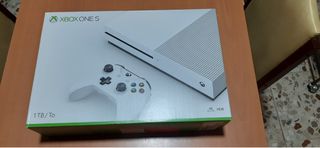 Xbox One S 1TB Blanca Casi Nueva