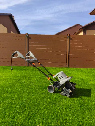 Motoazada eléctrica Titan