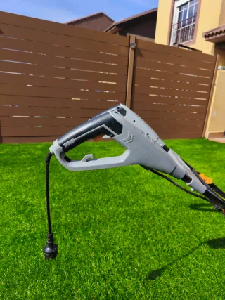 Motoazada eléctrica Titan