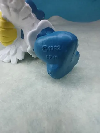 20156 Pitufina Cupido con Arco e Frecce