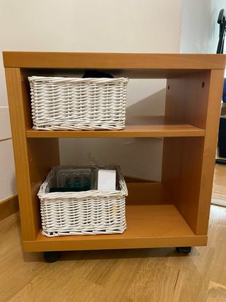 Mesita auxiliar Ikea con ruedas