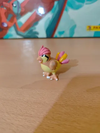 Figura Pokémon Pidgeotto