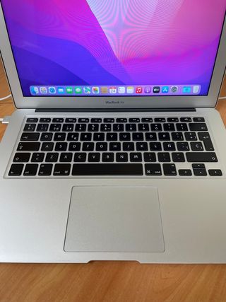 Apple MacBook Air 13" 2017 [A1466] -109410-