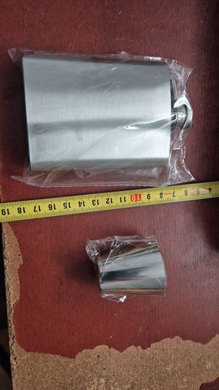 Petaca/Garrafa de bolso + copo metal