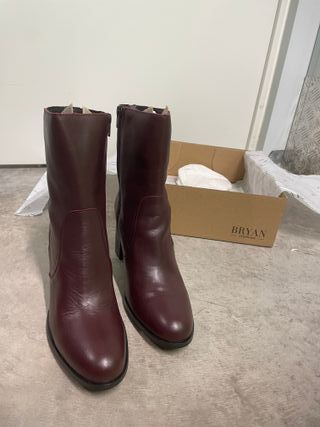 Botas de piel burdeos T39 sin estrenar