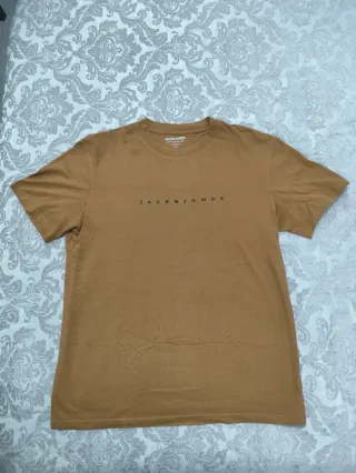 Camiseta Jack & Jones Marrón