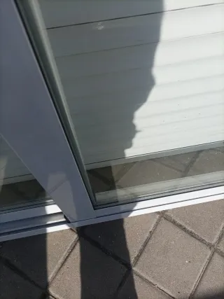 2 Ventanas correderas aluminio con persianas