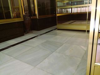 Local comercial en venta en Arenal - La Pólvora en Dos Hermanas