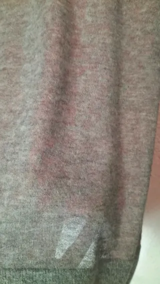 Jersey fino gris y rojo