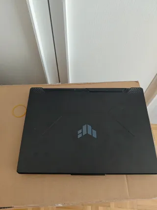 Portátil ASUS TUF Gaming F15 FX506HC