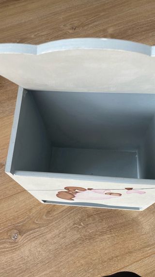 Caja de madera para pañales