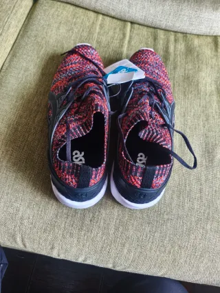 ASICS GEL  CARBÓN BLACK TIGER