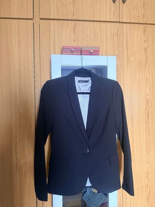 Americana negra Stradivarius