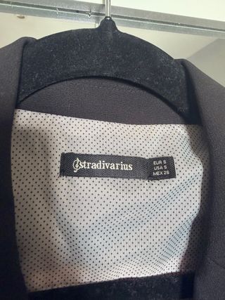 Americana negra Stradivarius