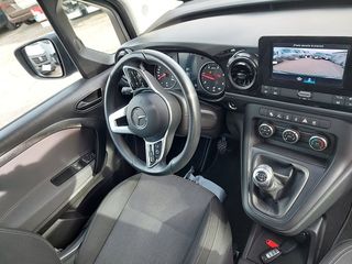 Mercedes-Benz Classe T 180D 2025