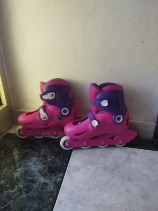 Patines en línea rosas y morados para niña