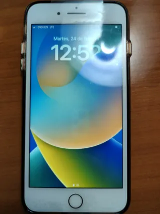 iPhone 8 Plus 64GB Plata