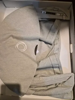 Bugaboo Fox5 Renew Negro/blanco niebla