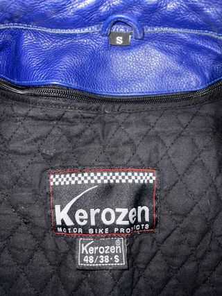 Chaqueta de cuero Vmax azul (Negociable )