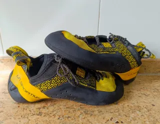 Pies de gato La Sportiva Katana laces 43