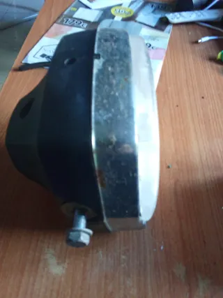 Faro Derbi y otras marcas