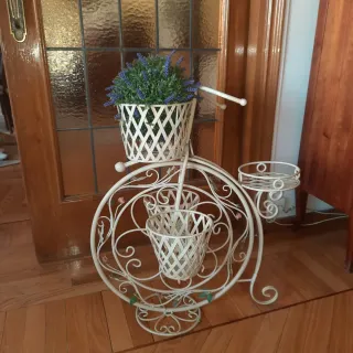 Macetero Bicicleta Forja Beige