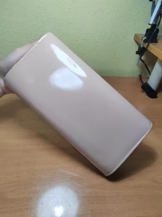 Tacones y Bolso rosa