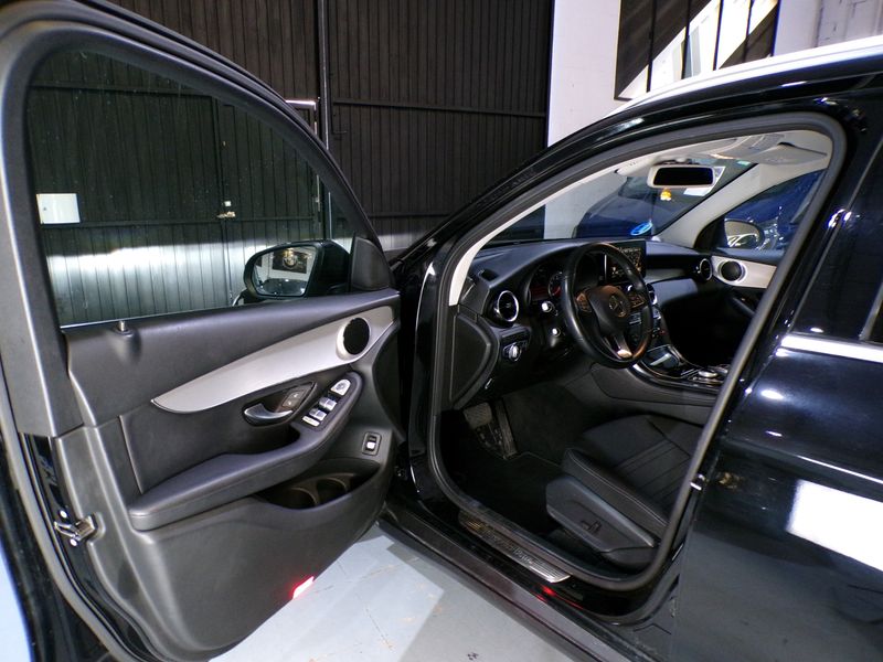 Mercedes-Benz GLC 2017, foto 20