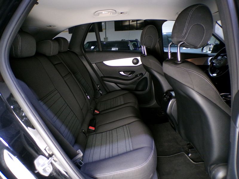 Mercedes-Benz GLC 2017, foto 39