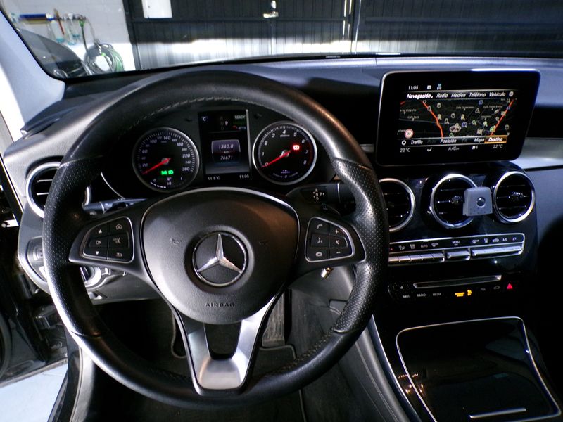 Mercedes-Benz GLC 2017, foto 24