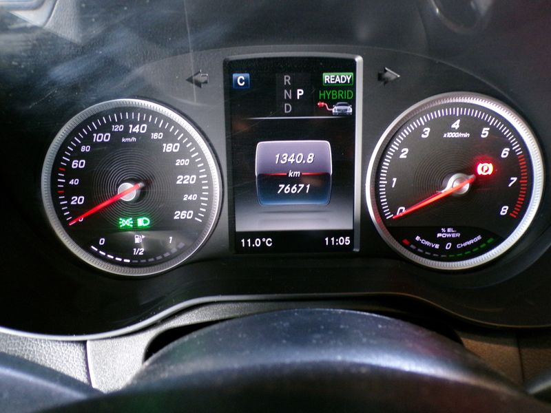 Mercedes-Benz GLC 2017, foto 25