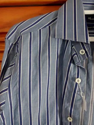 Lote 2 Camisas Massimo Dutti y CH