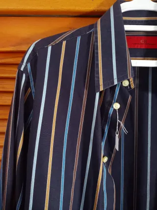 Lote 2 Camisas Massimo Dutti y CH