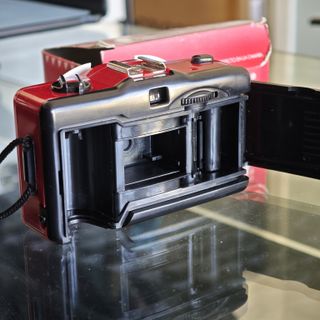 Cámara 35mm Telepizza x Coca-Cola Retro