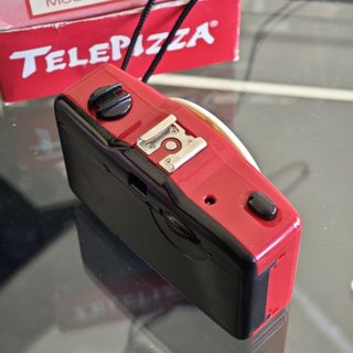 Cámara 35mm Telepizza x Coca-Cola Retro