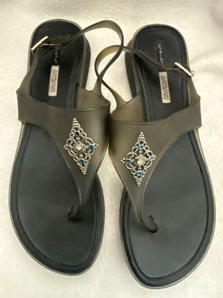 Sandalias Adriana Galisteu con pedrería