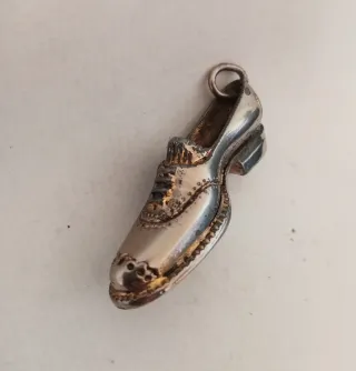 Ciondolo scarpa anni '70