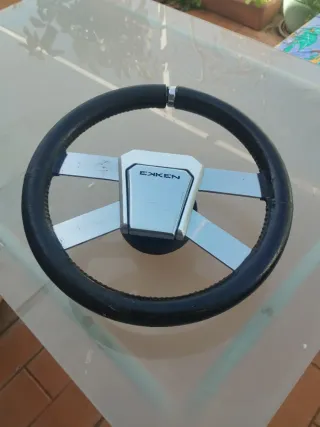 Volante deportivo marca ekken