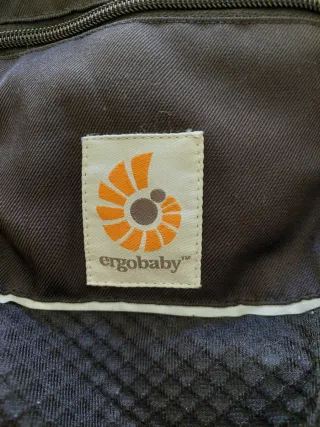 Mochila Ergobaby Portabebés Negra