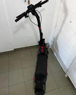 Se vende monopatin Segway.