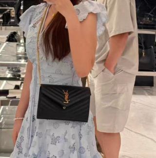 Bolso sobre YSL (Saint Laurent)