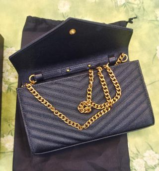 Bolso sobre YSL (Saint Laurent)
